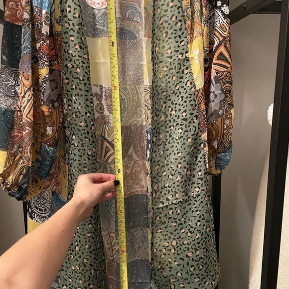 Unique Gorgeous Sheer Animal Print Kimono Cardigan - Picture 6 of 11